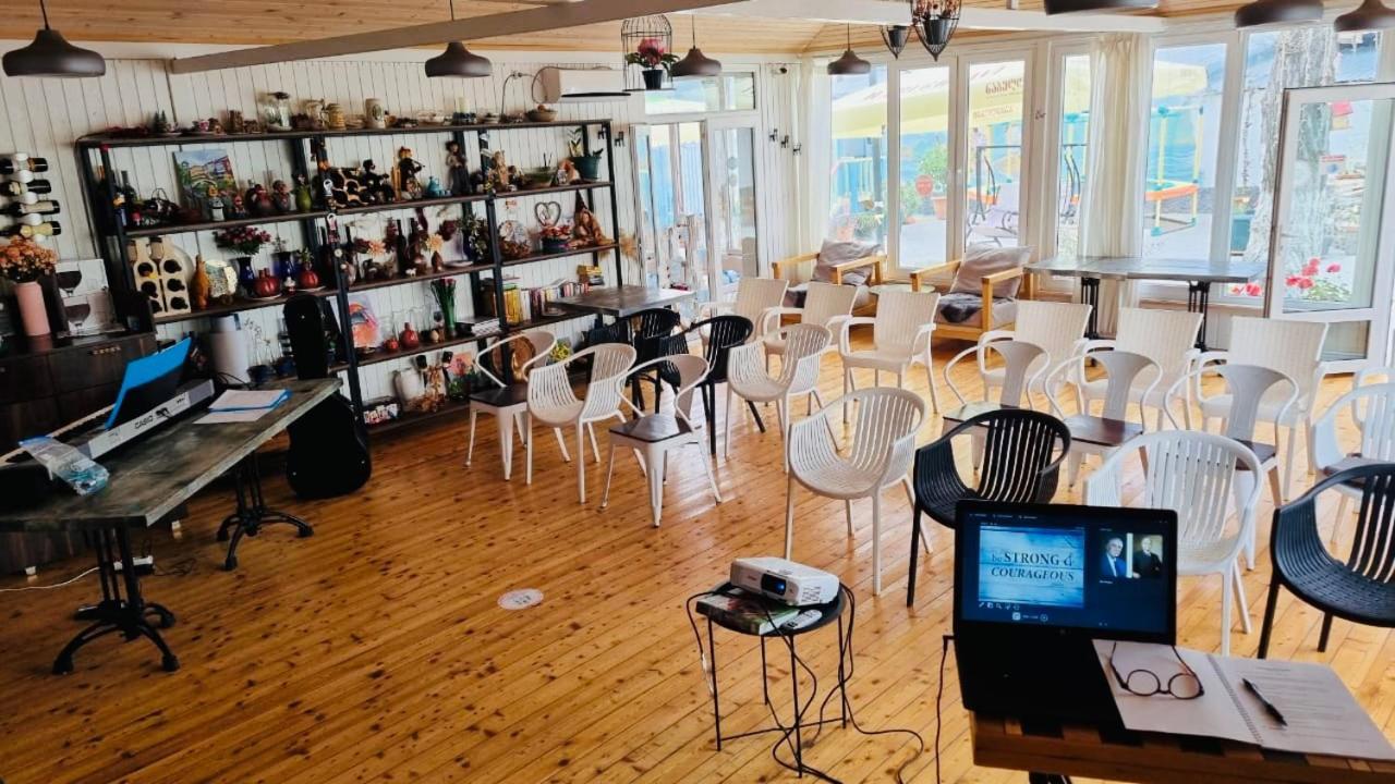 Laguna Beach Club Dushet'i Exterior foto